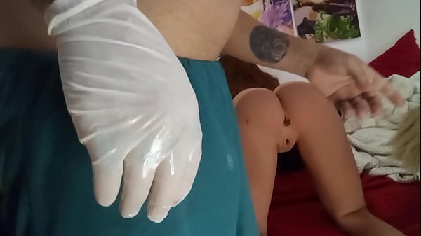 em vez de treinar a aluna ele meteu a pica nela ( sex toy )