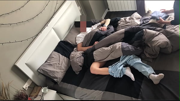 The maid sucked a dick and straddled her boss