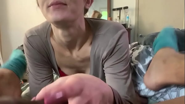 thumb gagging