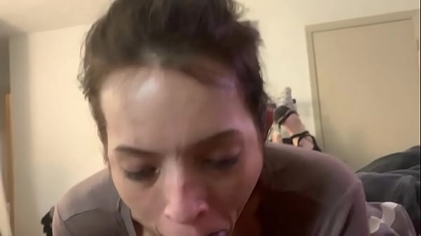 thumb gagging