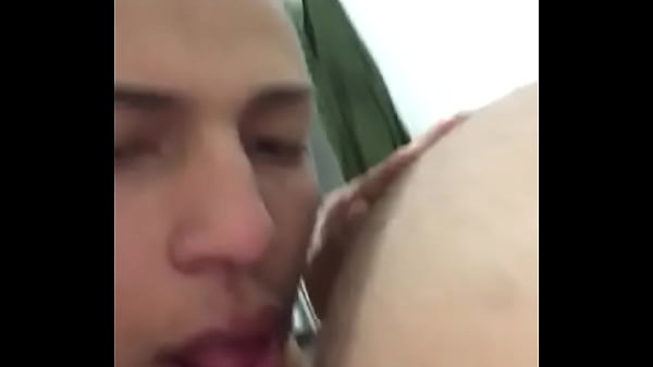 Download Video - ENZO DECKER - Chupei o cuzinho do meu amigo