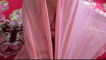 Deshi Village Bhabhi ko bohot din badme bohoti mojace cudai kiya Part 01