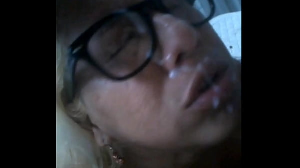 Depois das chupadas e bombadas no cuzinho o fin...