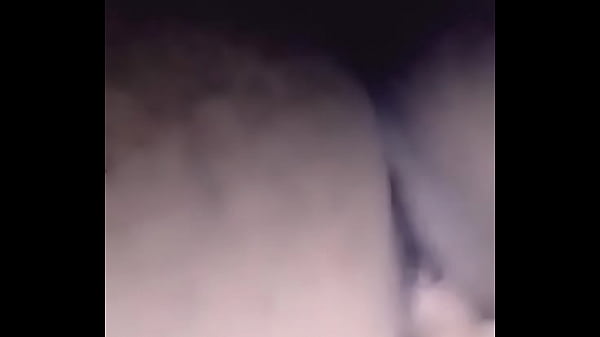 Morra metiéndose sus dedos