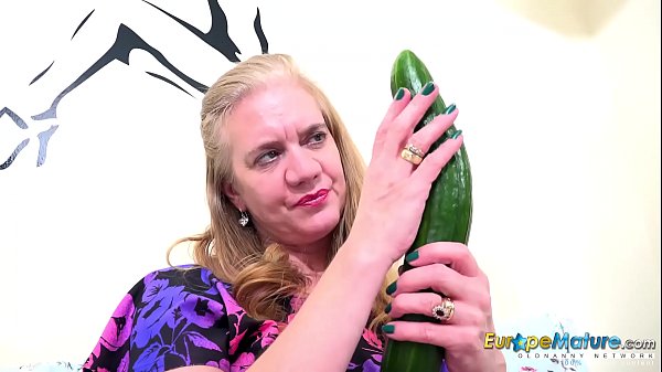Download Video - EuropeMaturE Busty British Mature Masturbation