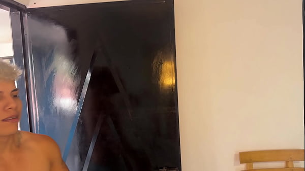 Download Video - Linda hermanastra paga su deuda a hermanastro mayor dej&aacute;ndose meter la enorme polla de el en su co&ntilde;o y dej&aacute;ndose correr adentro&period;