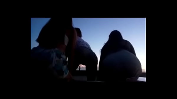 Gostosas dançando