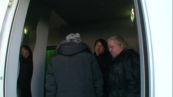 Threesome with 2 Persian baddies