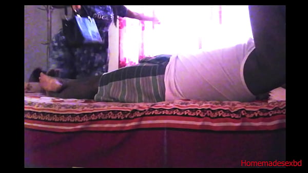 Download Video - College student cheats with her boyfriend and has sex with me