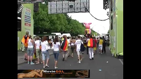 Download Video - FICKMEILE Fussball WM in Berlin