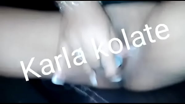KARLA KOLATE MASTURBANDOME b.