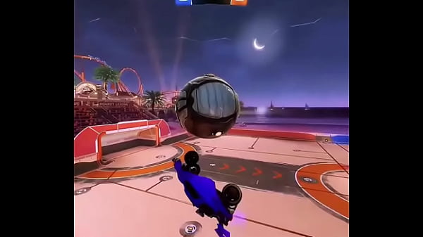 instructor le enseña a jugar a novatas perdidas