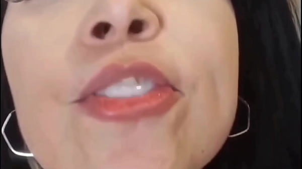 Barbie alem&atilde;o tatuador