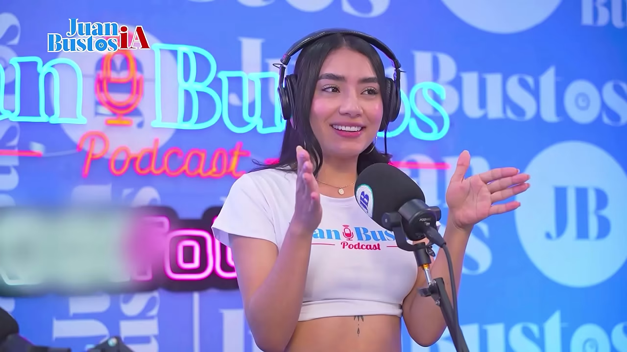 Petite brunette MayraOficial cums like crazy on the Sybian machine on the set of the JuanBustos Podcast!