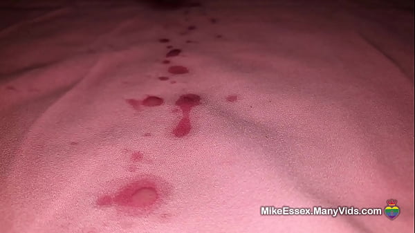 Download Video - Anal dildo fucking makes English DILF squirt