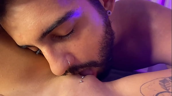Making the girlfriend squirt with pleasure - Oral with Squirt - kevlyn santos
