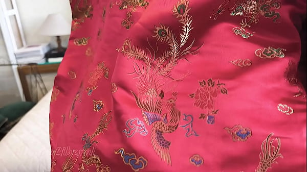 Download Video - Negro com pau grosso arrombou minha buceta&comma; meu cu&comma; e ainda gozou muito na minha boca - Trailer