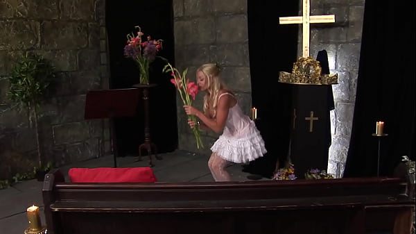 Cindy And Tanya Suck And Lap Up Their Juicy Twats In Frilly Laceups