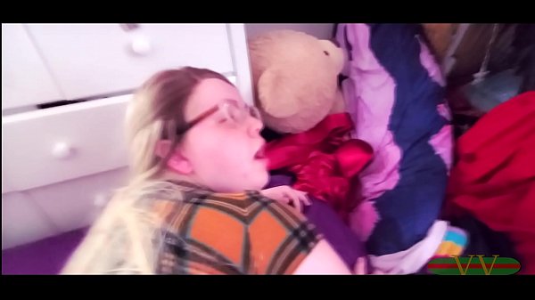 Download Video - OMG im not sure if that big dick will fit in my ass&excl; teach me how to take an anal creampie&quest; full on red