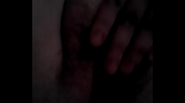 Lisa fingering herself