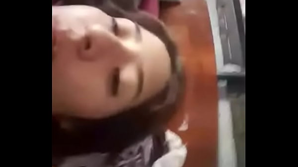 thumb my girlfriend