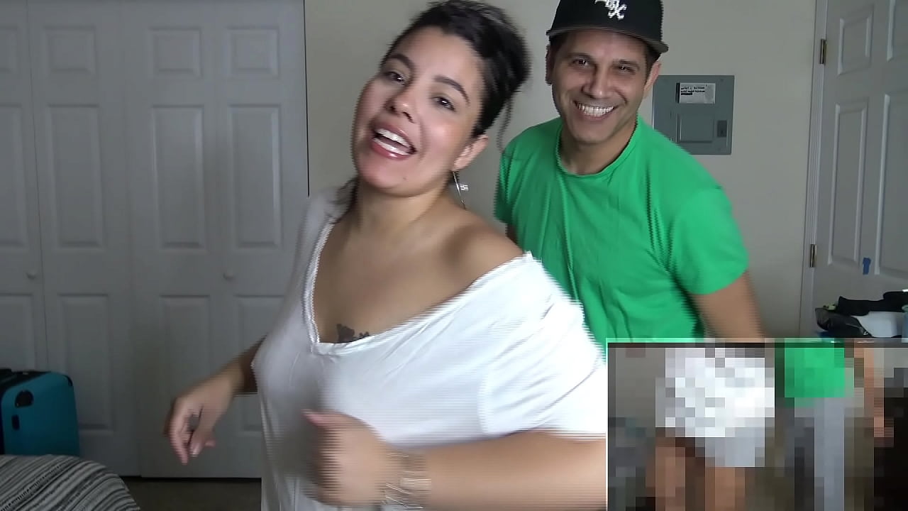 ROCK PAPER SCISSORS CHALLENGE LOSER GETS A PANTSING - XVIDEOS.COM