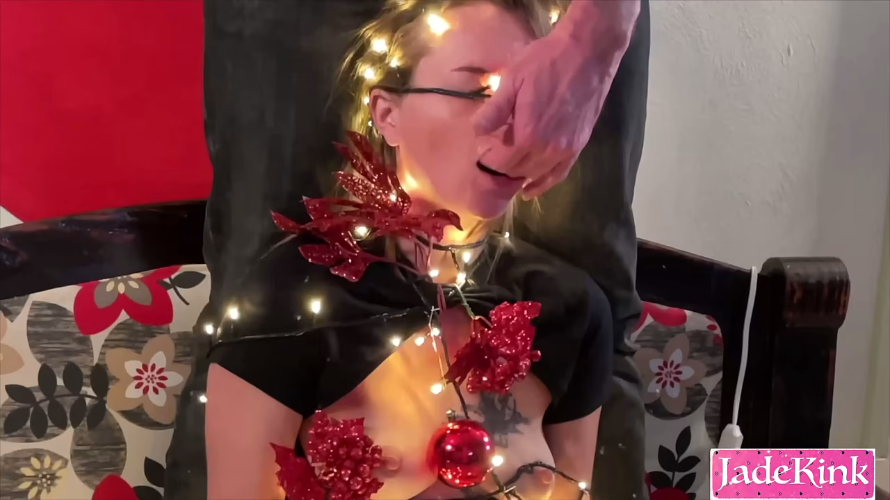 Huge facial cumshot - Evil carnival pmv