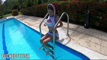 Helen Star pool outdoors 769