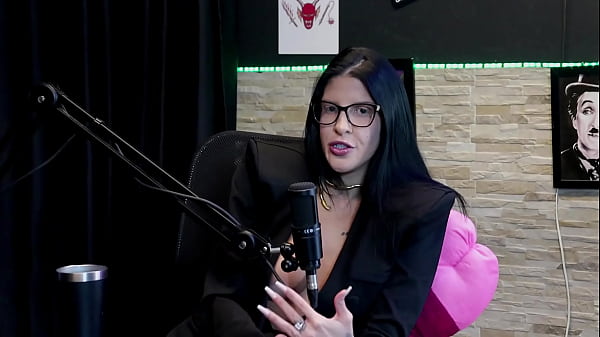 She likes to give ass, gave tips for good anal sex, married a client, but doesn't see herself ready for a relationship - Leticia Braga (WATCH: SHEER/RED)