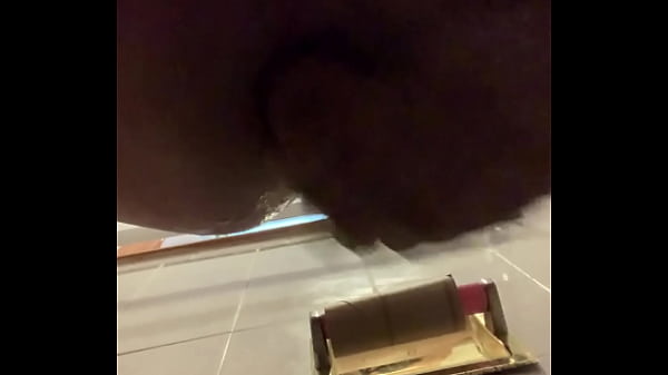 Eating a big cock