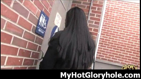 Gloryhole-Initiations-Aryana-Starr clip1 01