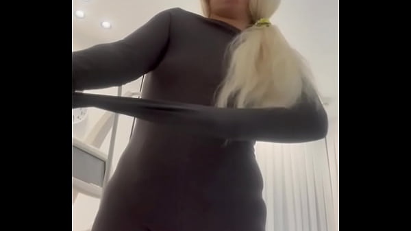 Removing my clothes tease and getting dress again