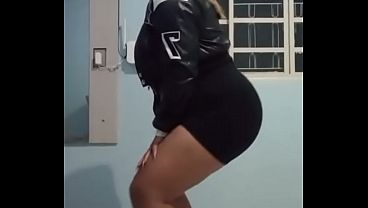 Gordinha embrazada funkeira