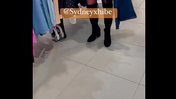 Et si tu t’abonner à mon univers de hotwife ? Viens t’amuser avec moi,Sans ...