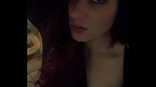 Sexy PAWG Scarlette showing off