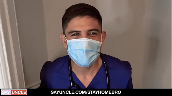Download Video - Male Nurse Showers Patient Thyle Knoxx To Prepare Him For Protein Injection