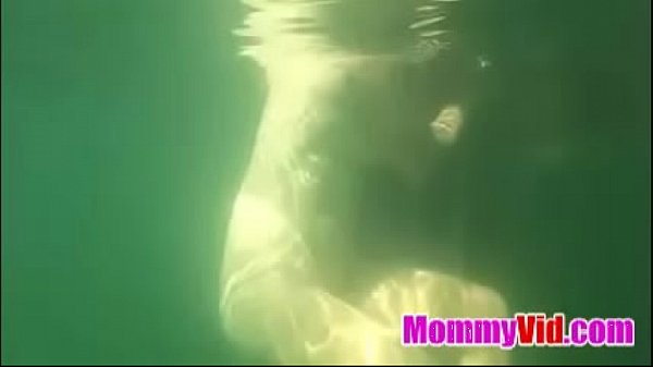 MommyVid.com - Holiday USA - Kinky at Lake Powell