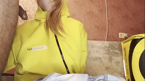 Food delivery girl apologizes for long delivery with blowjob and hard doggystyle fuck