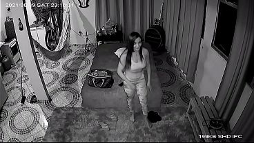 No estacionamento do shopping  pedi o seguran&ccedil;a para medir minha temperatura.