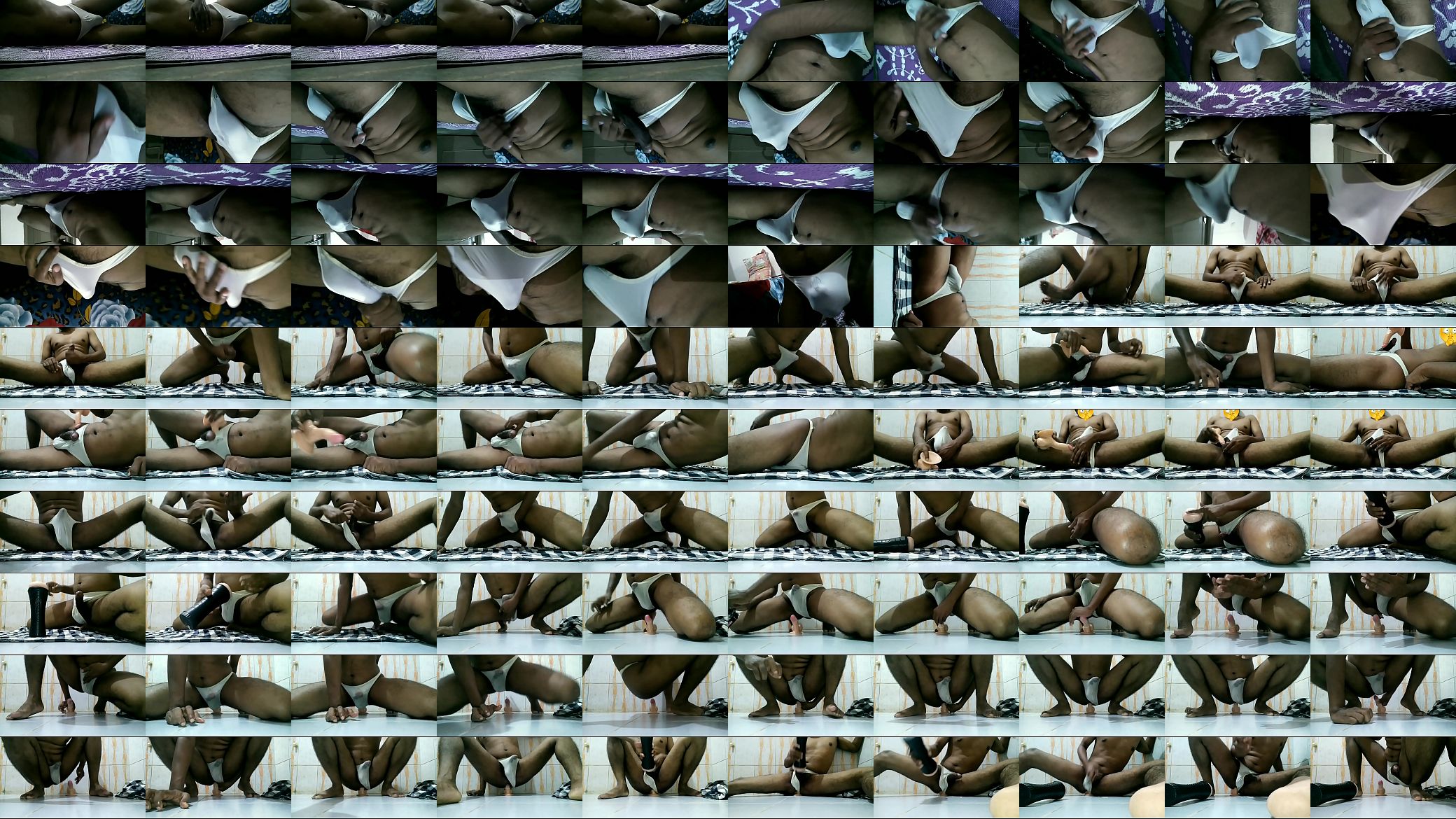 playing with toys 预览图