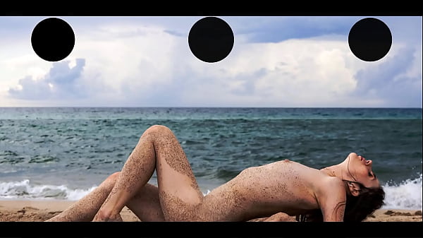 Ziva Fey Makes Creme Brulee