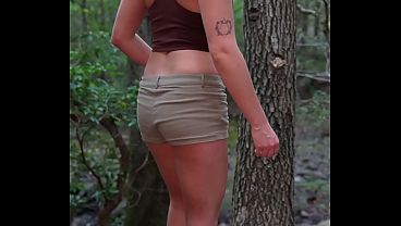 Forest Creampie with a weird girl from Florida