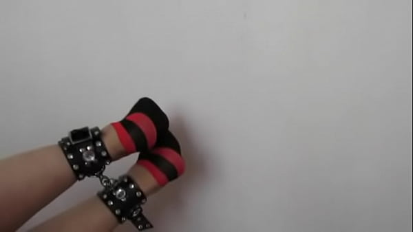 self whipping foot