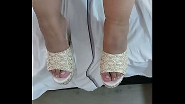 La concha y las nalgas de mi mujer