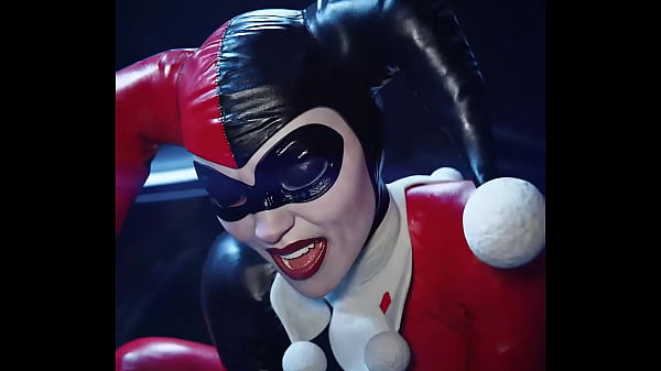 Harley uses big Dildo to masterbate