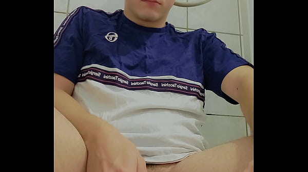 Download Video - 18 year old boy plays with his pee