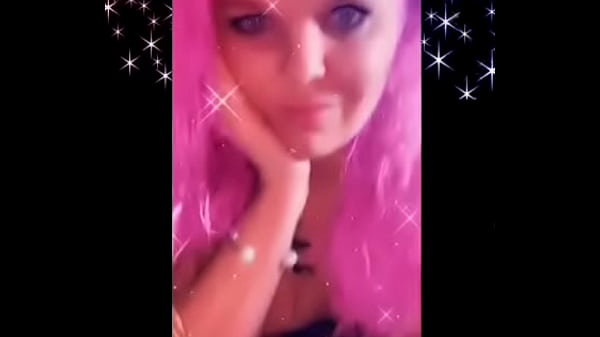 Naked booty shaking