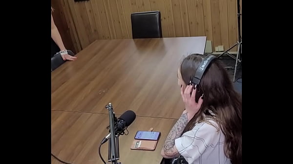 Brooke Blue And Lauren Rosario Licking And Fingering On The Sofa