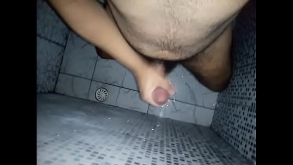  Exibicionismo #1   Chovendo Lá Fora E Eu Gozando   