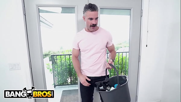 Download Video - BANGBROS - Latin Princess Kira Perez Satisfies Charles Dera's Maid Fetish